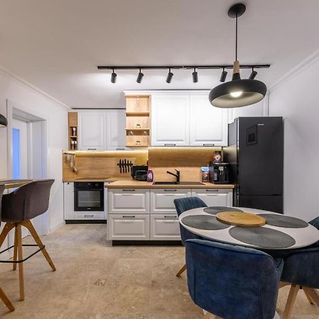 Five Stars Apartment Τιμισοάρα Εξωτερικό φωτογραφία