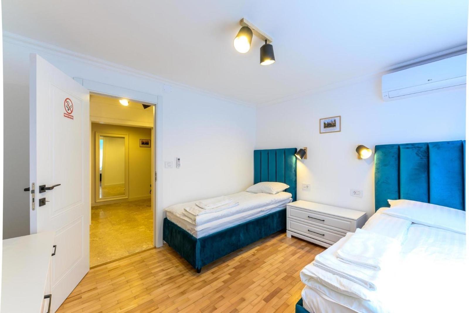Five Stars Apartment Τιμισοάρα Εξωτερικό φωτογραφία