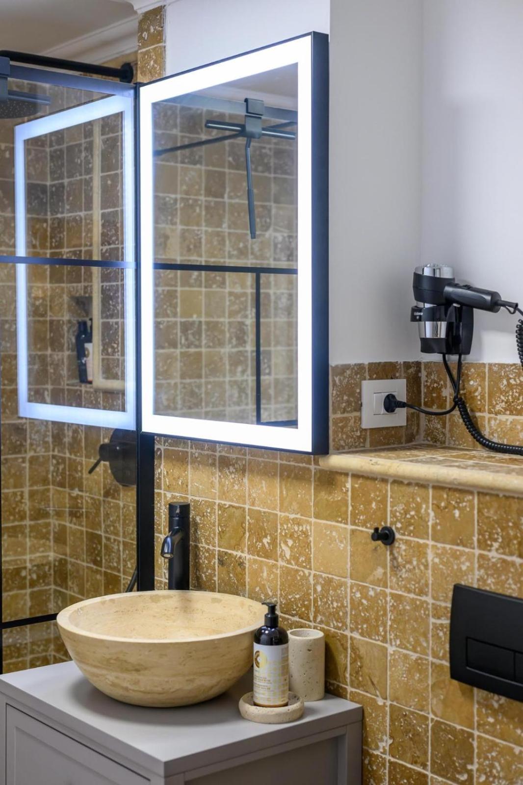 Five Stars Apartment Τιμισοάρα Εξωτερικό φωτογραφία
