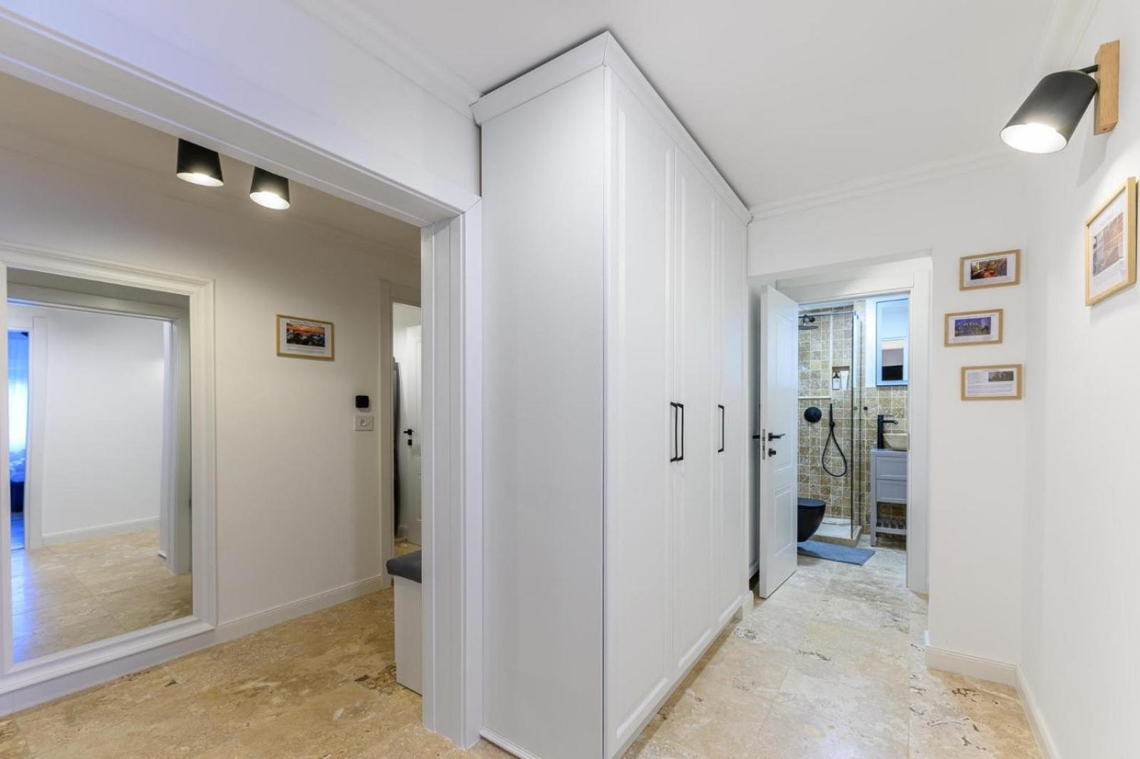 Five Stars Apartment Τιμισοάρα Εξωτερικό φωτογραφία