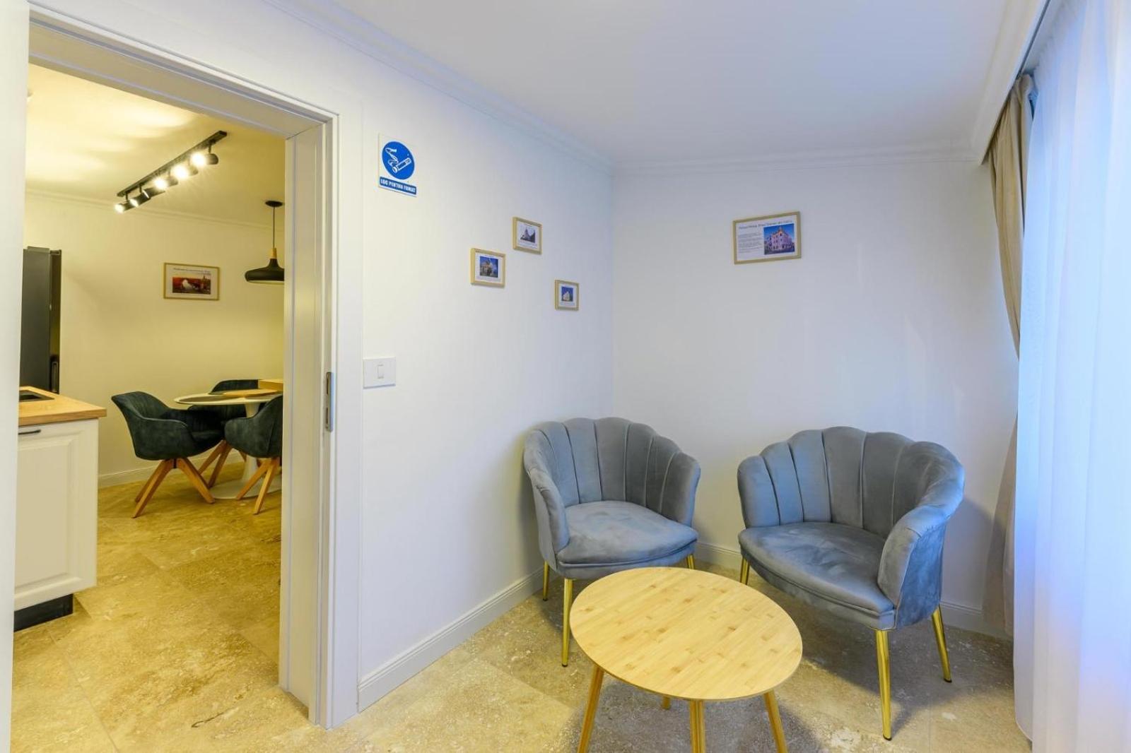 Five Stars Apartment Τιμισοάρα Εξωτερικό φωτογραφία